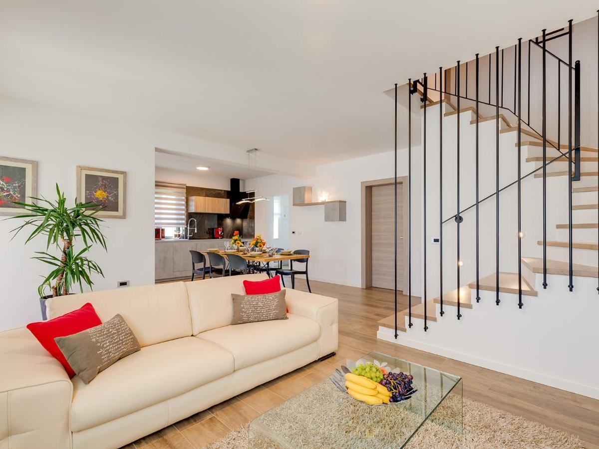 Villa Flora Vabriga Tar-Vabriga Eksteriør billede